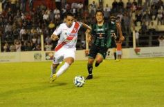 Foto de la galería: La Franja se dio el gusto y derrotó al puntero en Villa Sarita