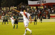 Foto de la galería: La Franja se dio el gusto y derrotó al puntero en Villa Sarita