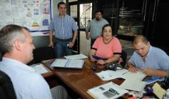 Foto de la galería: TiPoka entregó dos unidades de transporte en comodato a la Municipalidad de Posadas