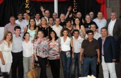 Foto de la galería: Tarde de reencuentro, emoción y lágrimas en la Industrial