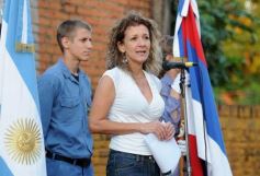 Foto de la galería: Tarde de reencuentro, emoción y lágrimas en la Industrial