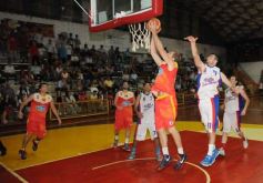 Foto de la galería: Tokio remontó un partido difícil y cortó una racha negativa