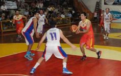 Foto de la galería: Tokio remontó un partido difícil y cortó una racha negativa