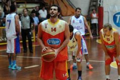 Foto de la galería: Tokio remontó un partido difícil y cortó una racha negativa