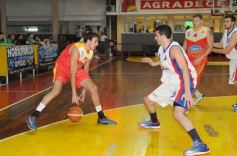 Foto de la galería: Tokio remontó un partido difícil y cortó una racha negativa