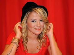 Foto de la galería: Mica ultima detalles de lo que será su primer disco