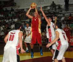 Sixto Fotografías. Deportes. Torneo Federal - Tokio se impuso ante Regatas Resistencia por 85-78