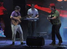 Foto de la galería: La segunda noche del gran Festival estuvo marcada de homenajes