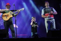 Foto de la galería: La segunda noche del gran Festival estuvo marcada de homenajes