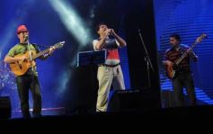 Foto de la galería: La segunda noche del gran Festival estuvo marcada de homenajes