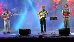 Foto de la galería: La segunda noche del gran Festival estuvo marcada de homenajes