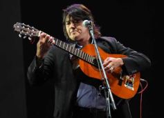 Foto de la galería: La segunda noche del gran Festival estuvo marcada de homenajes