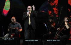 Foto de la galería: La segunda noche del gran Festival estuvo marcada de homenajes