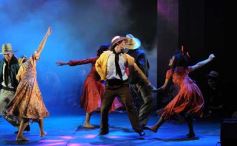 Foto de la galería: Premio Consagración del Festival del Litoral a Pamela Ayala