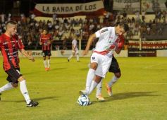 Foto de la galería: Apareció Barinaga y goleó Guaraní