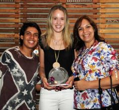 Foto de la galería: Premiaron a los que trabajaron intensamente en 2014 por los derechos de los niños