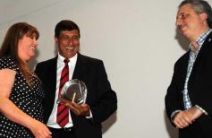 Foto de la galería: Premiaron a los que trabajaron intensamente en 2014 por los derechos de los niños