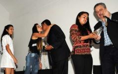 Foto de la galería: Premiaron a los que trabajaron intensamente en 2014 por los derechos de los niños