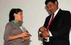 Foto de la galería: Premiaron a los que trabajaron intensamente en 2014 por los derechos de los niños