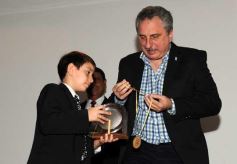 Foto de la galería: Premiaron a los que trabajaron intensamente en 2014 por los derechos de los niños