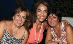 Sixto Fotografías. Sociedad. Piletas - El club Itapúa inauguró su temporada de pileta con una gran fiesta