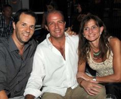 Foto de la galería: El club Itapúa inauguró su temporada de pileta con una gran fiesta