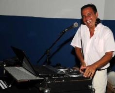 Foto de la galería: El club Itapúa inauguró su temporada de pileta con una gran fiesta