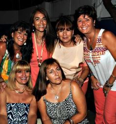 Foto de la galería: El club Itapúa inauguró su temporada de pileta con una gran fiesta