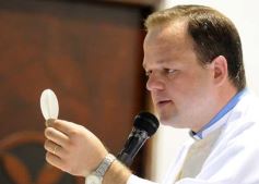 Foto de la galería: Primera comunión en la iglesia San Antonio de Posadas