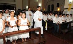 Foto de la galería: Primera comunión en la iglesia San Antonio de Posadas