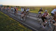 Foto de la galería: Miles de ciclistas pedalearon a Itatí, movidos por la fe