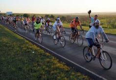 Foto de la galería: Miles de ciclistas pedalearon a Itatí, movidos por la fe