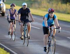 Foto de la galería: Miles de ciclistas pedalearon a Itatí, movidos por la fe