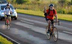 Foto de la galería: Miles de ciclistas pedalearon a Itatí, movidos por la fe