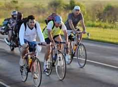 Foto de la galería: Miles de ciclistas pedalearon a Itatí, movidos por la fe