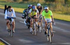 Foto de la galería: Miles de ciclistas pedalearon a Itatí, movidos por la fe