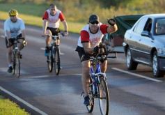 Foto de la galería: Miles de ciclistas pedalearon a Itatí, movidos por la fe