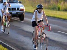 Foto de la galería: Miles de ciclistas pedalearon a Itatí, movidos por la fe