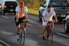 Foto de la galería: Miles de ciclistas pedalearon a Itatí, movidos por la fe