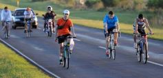 Foto de la galería: Miles de ciclistas pedalearon a Itatí, movidos por la fe