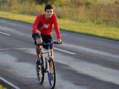 Foto de la galería: Miles de ciclistas pedalearon a Itatí, movidos por la fe