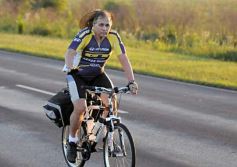 Foto de la galería: Miles de ciclistas pedalearon a Itatí, movidos por la fe