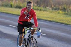 Foto de la galería: Miles de ciclistas pedalearon a Itatí, movidos por la fe