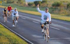 Foto de la galería: Miles de ciclistas pedalearon a Itatí, movidos por la fe