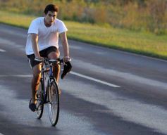 Foto de la galería: Miles de ciclistas pedalearon a Itatí, movidos por la fe