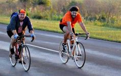Foto de la galería: Miles de ciclistas pedalearon a Itatí, movidos por la fe