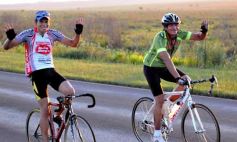 Foto de la galería: Miles de ciclistas pedalearon a Itatí, movidos por la fe