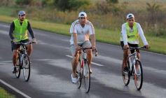 Foto de la galería: Miles de ciclistas pedalearon a Itatí, movidos por la fe