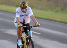 Foto de la galería: Miles de ciclistas pedalearon a Itatí, movidos por la fe