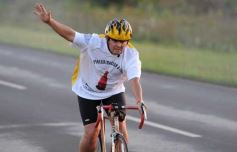 Foto de la galería: Miles de ciclistas pedalearon a Itatí, movidos por la fe